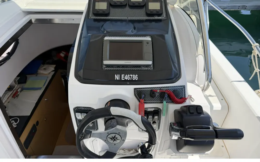 slider 3 Ranieri Shadow 26