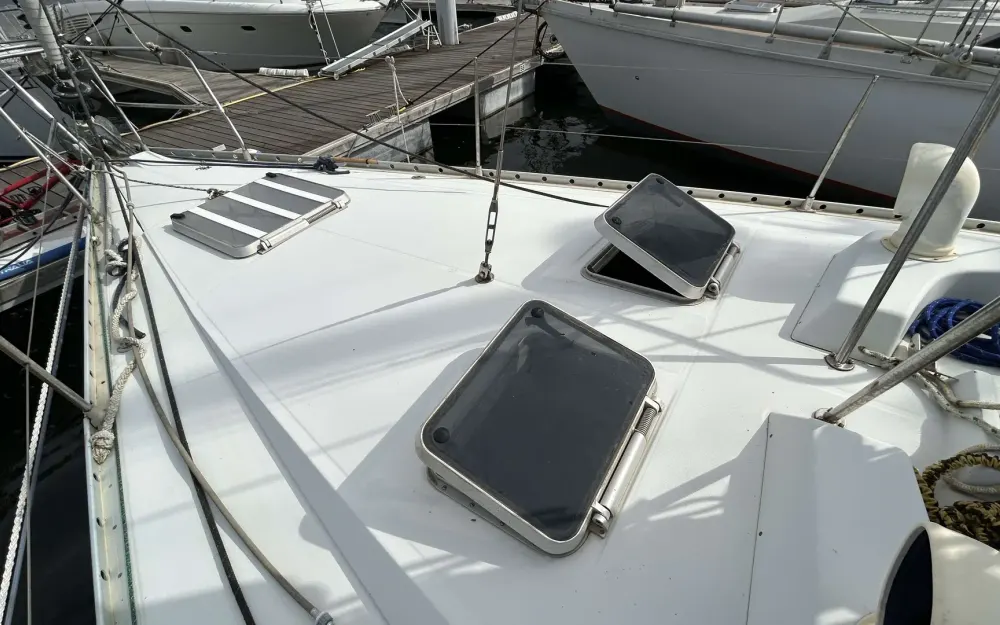 slider 10 Beneteau Oceanis 430