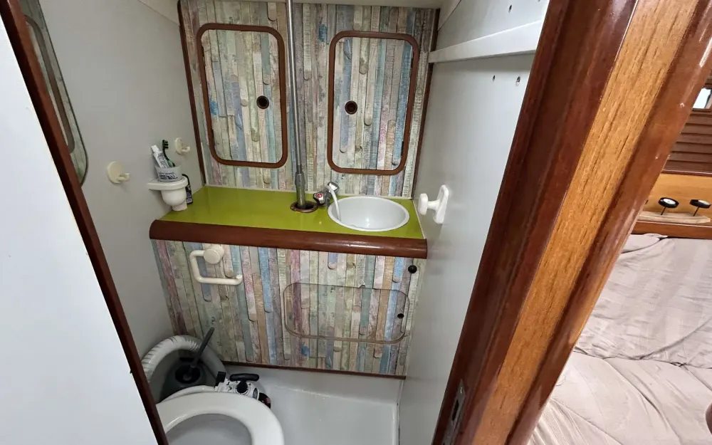 slider 8 Beneteau Oceanis 430