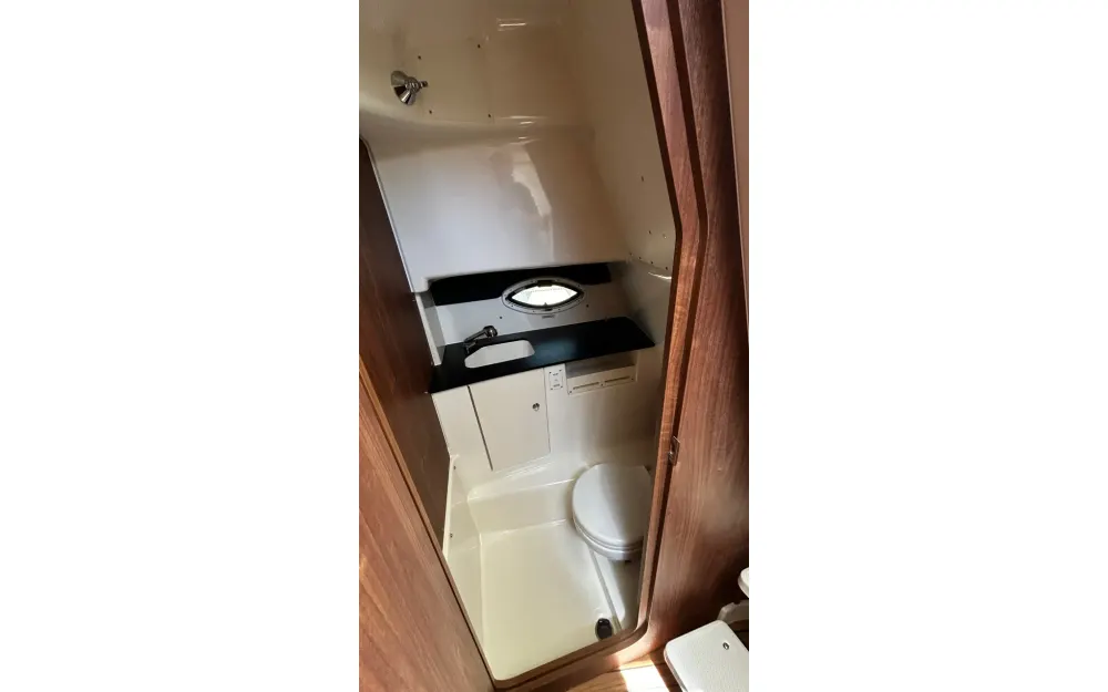 slider 20 Quicksilver  905 Pilothouse