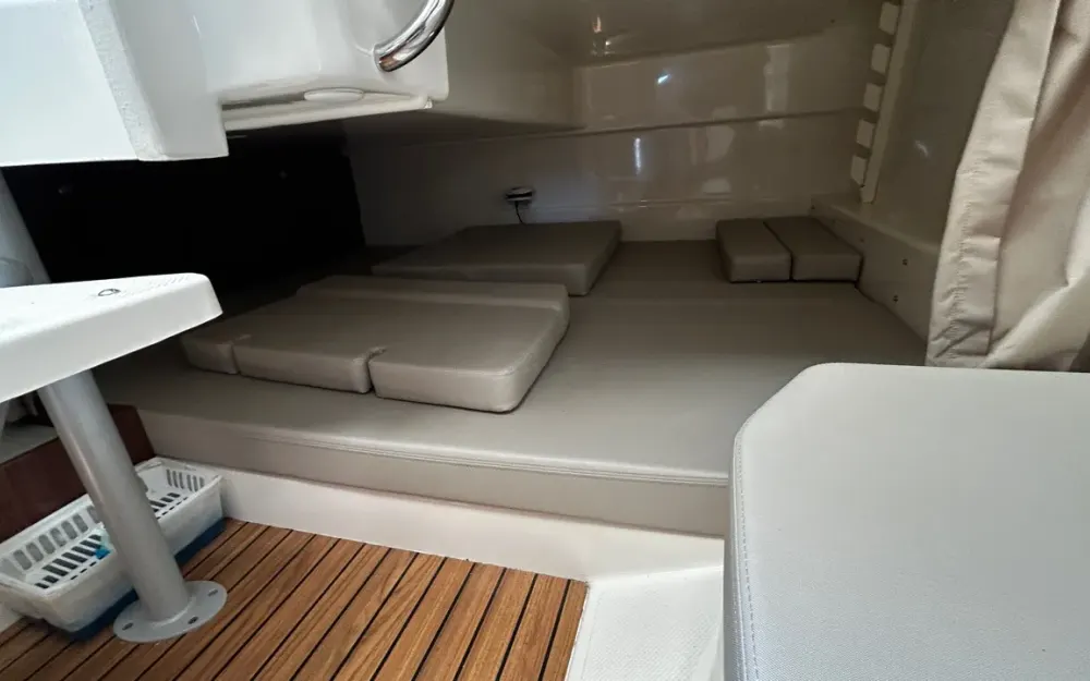 slider 21 Quicksilver  905 Pilothouse