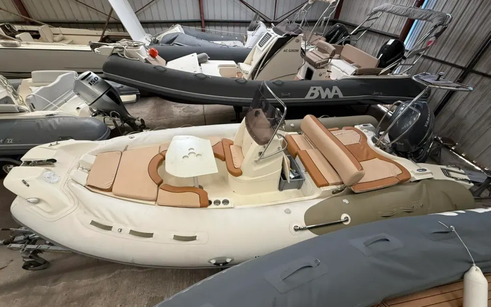 slider 6 Zodiac Medline 650