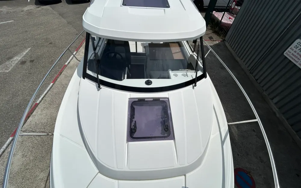 slider 5 Jeanneau Merry Fisher 695