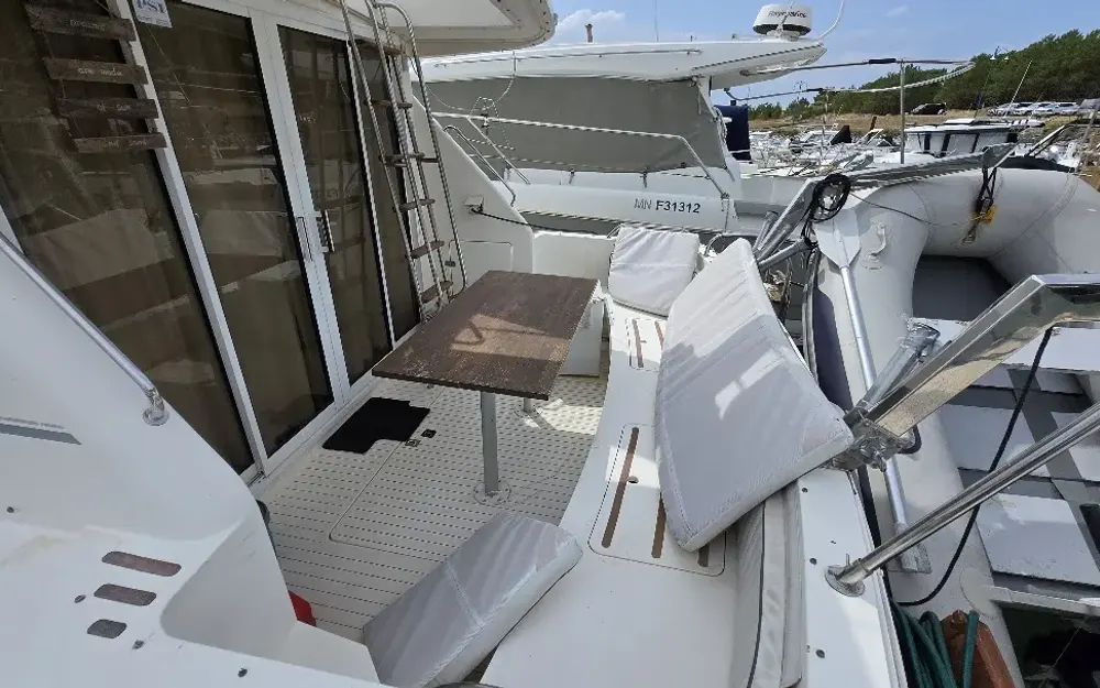 slider 2 Marine Project Princess 315 Fly