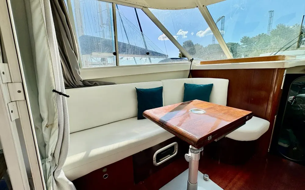 slider 13 Beneteau Flyer 10