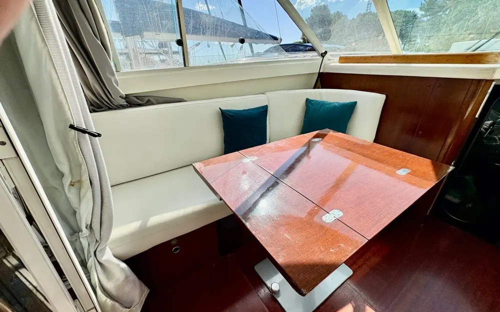 slider 14 Beneteau Flyer 10
