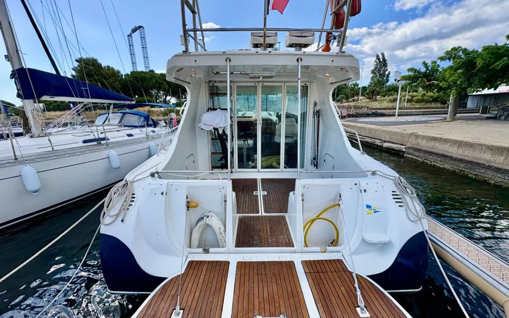 slider 3 Beneteau Flyer 10