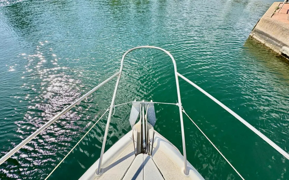 slider 8 Beneteau Flyer 10