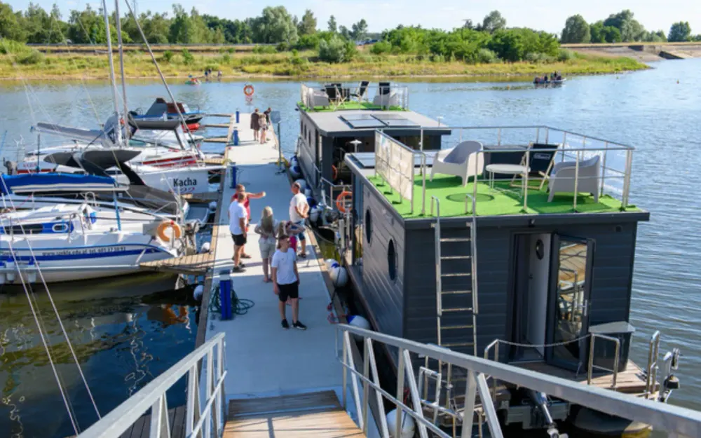 slider 8 La Mare Apartboat L long