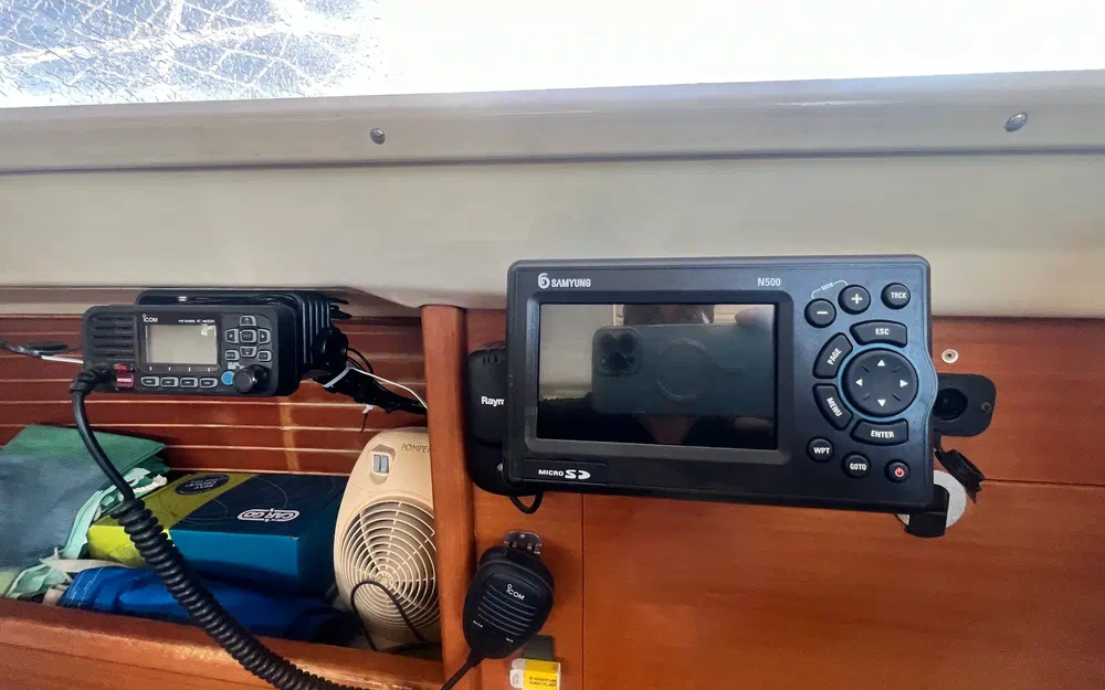 slider 9 Dufour 2800