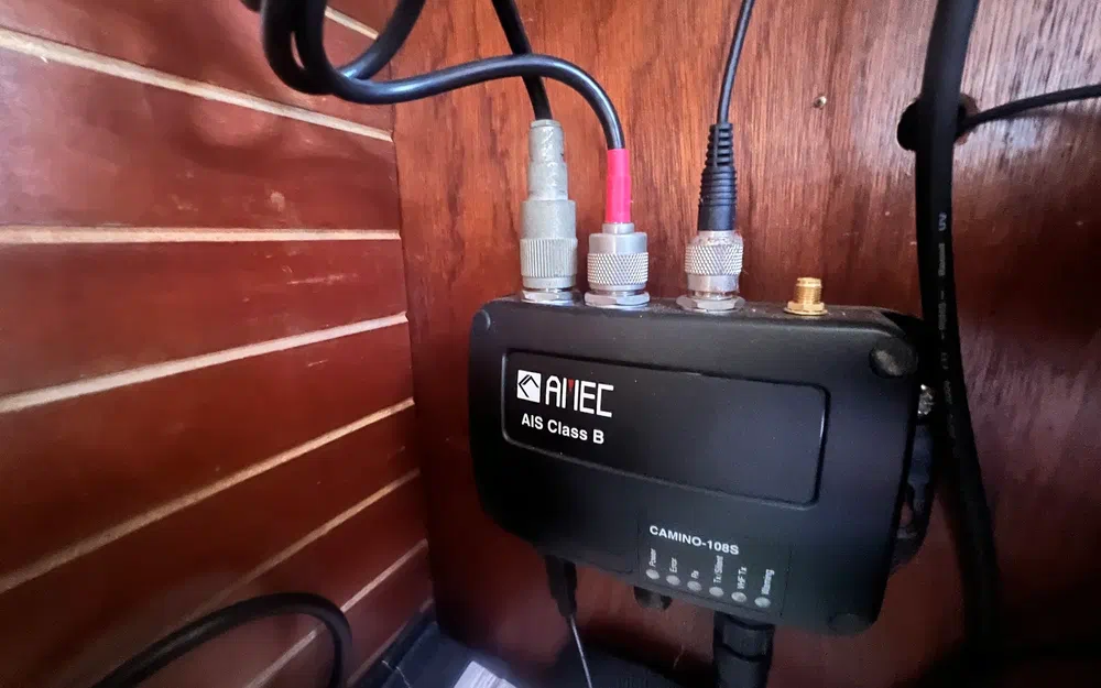 slider 14 Dufour 2800