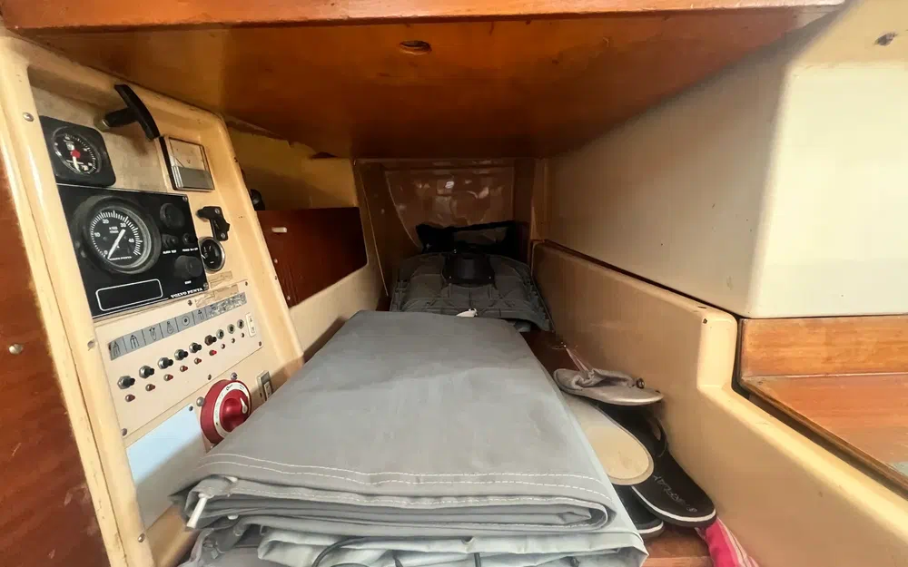 slider 22 Dufour 2800