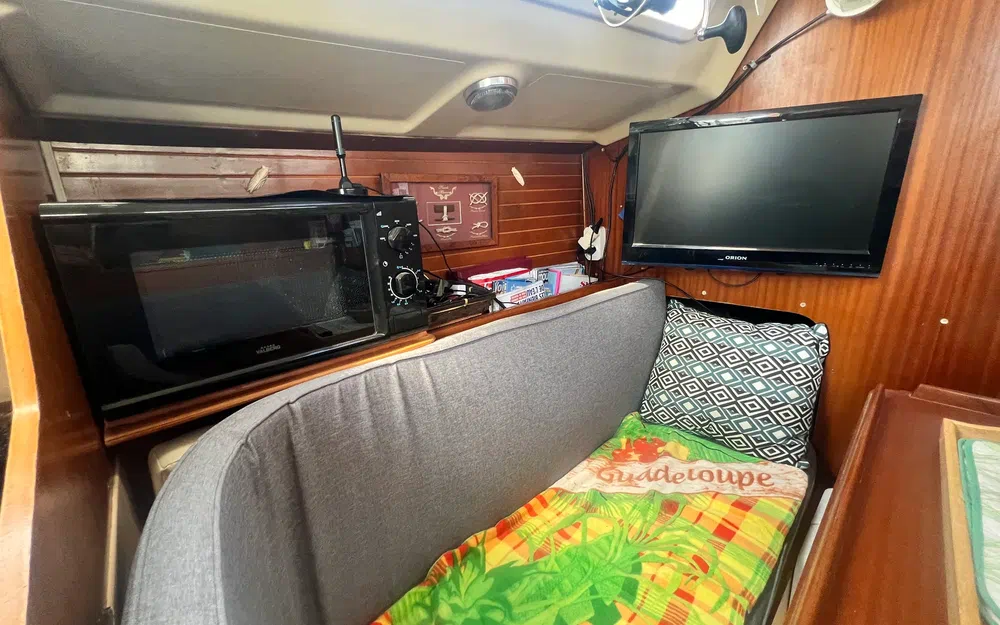 slider 5 Dufour 2800