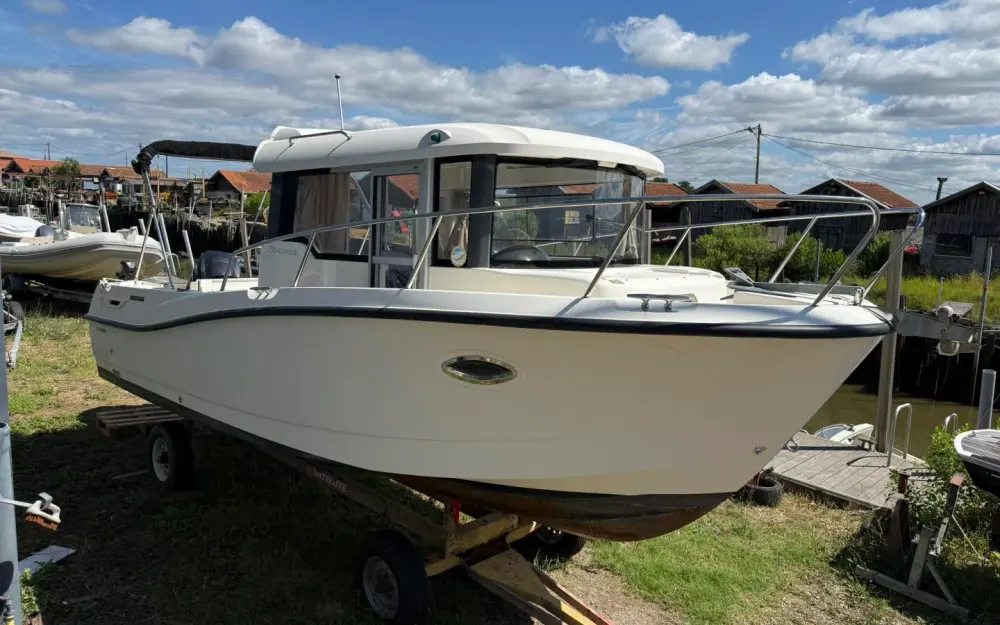 slider 0 Quicksilver  755 Pilothouse