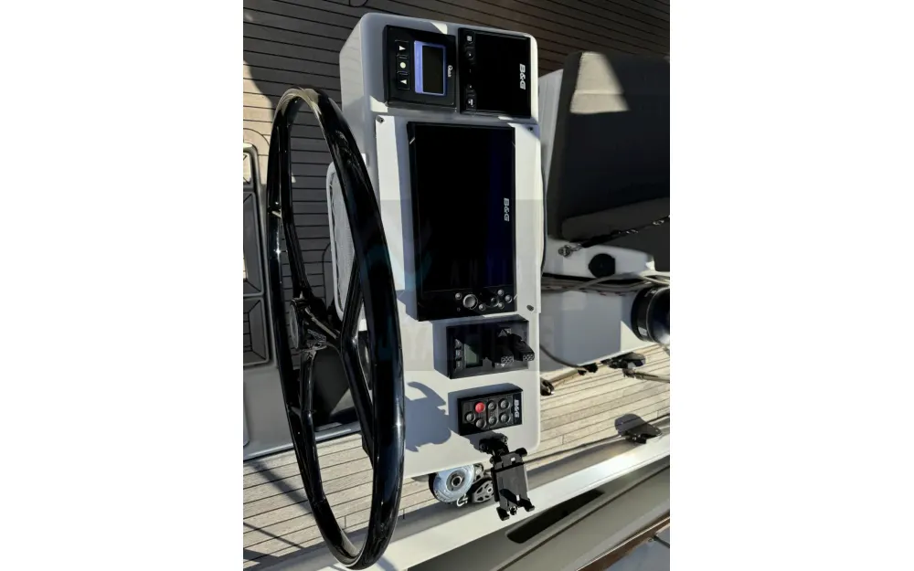 slider 12 Dufour  470