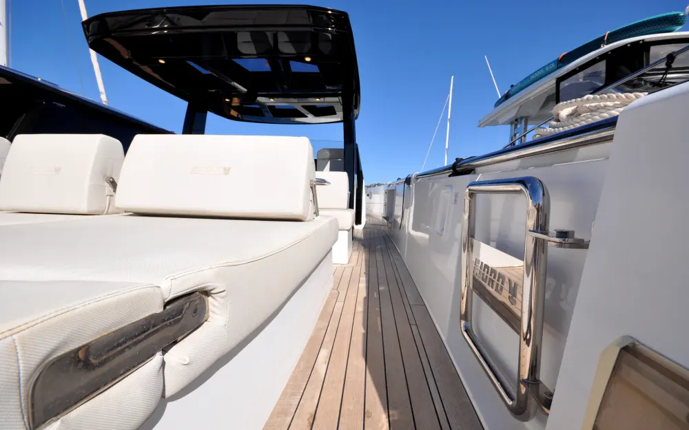slider 12 Fjord  44 Open