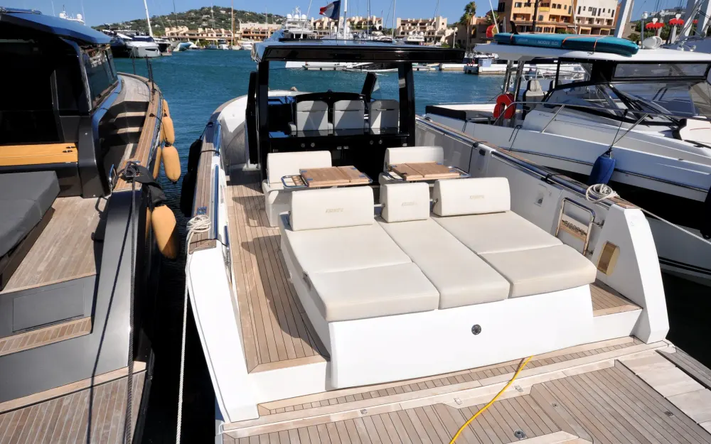 slider 2 Fjord  44 Open