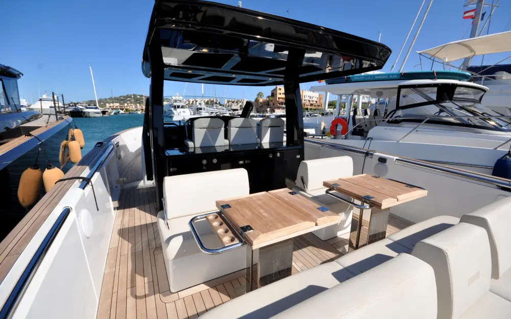 slider 3 Fjord  44 Open