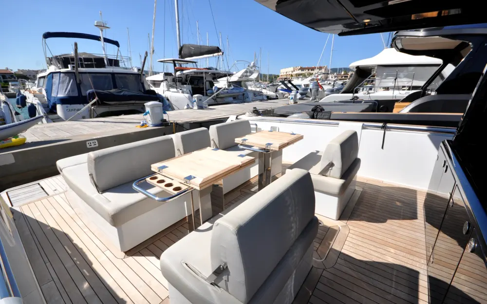 slider 4 Fjord  44 Open