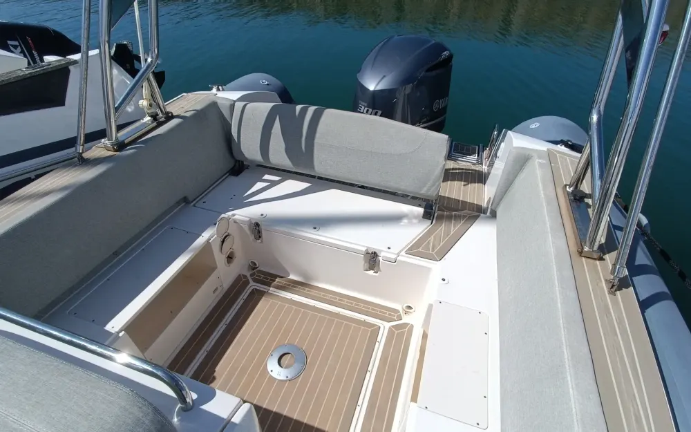 slider 3 Capelli Tempest 800Open