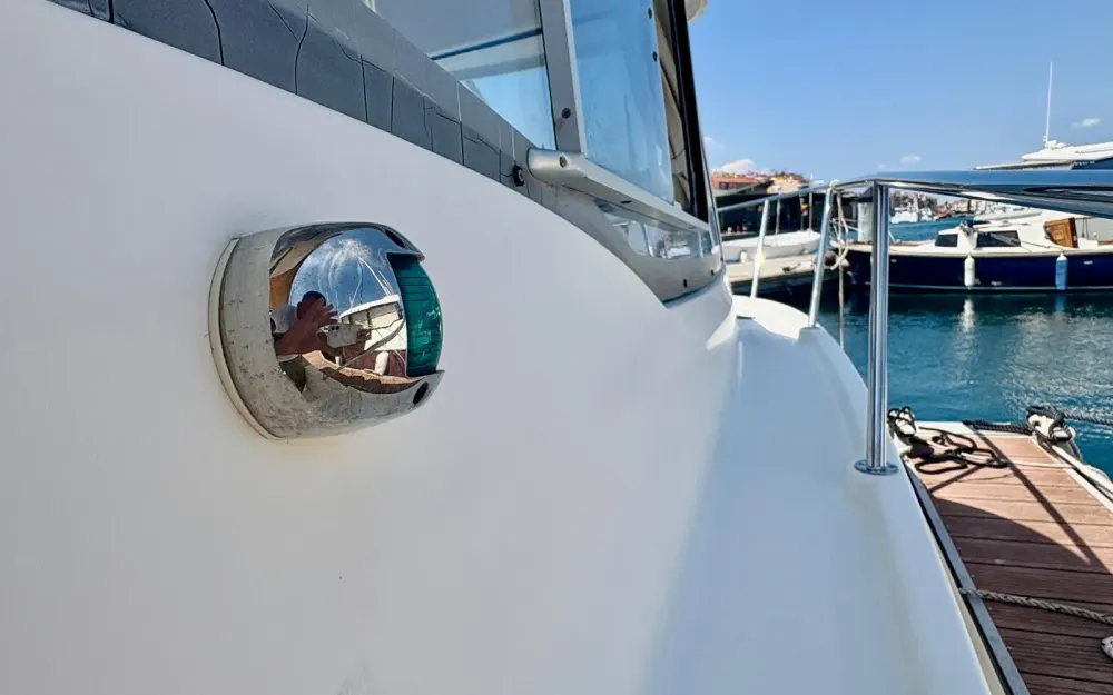 slider 5 Beneteau Antares 750 HB