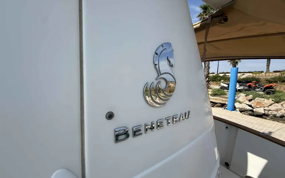 slider 18 Beneteau Antares 10.80