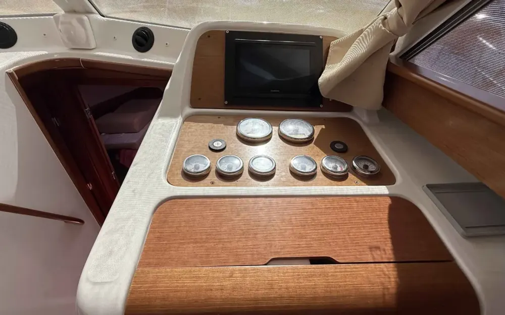 slider 29 Beneteau Antares 10.80