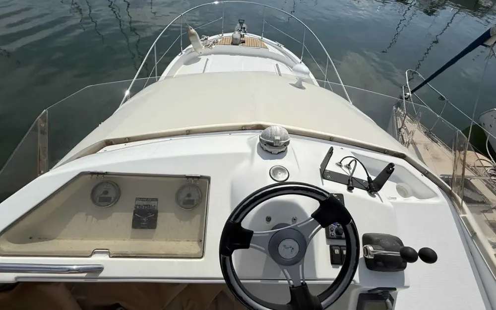 slider 37 Beneteau Antares 10.80