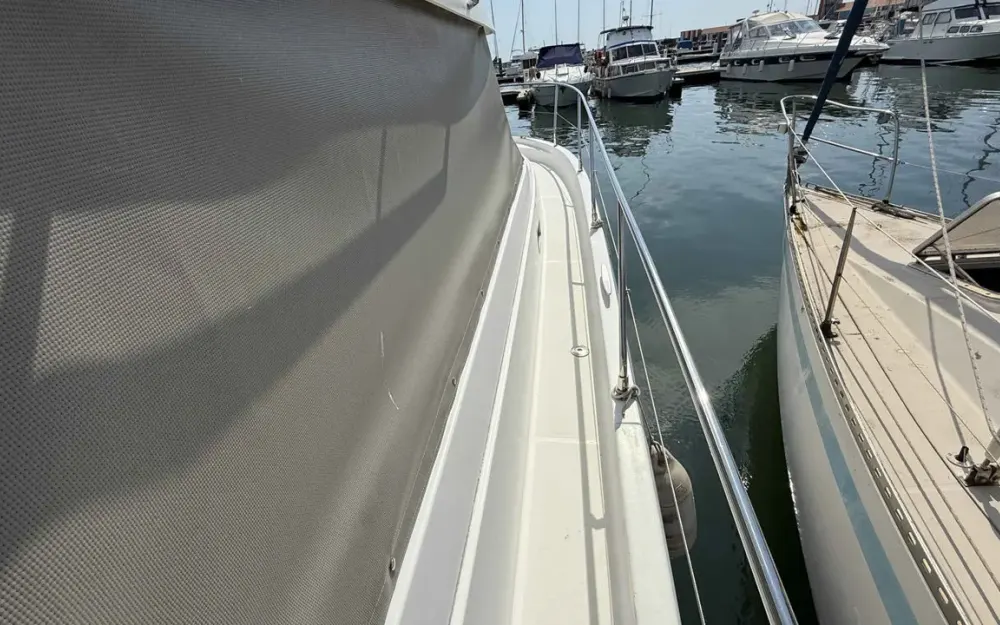 slider 38 Beneteau Antares 10.80