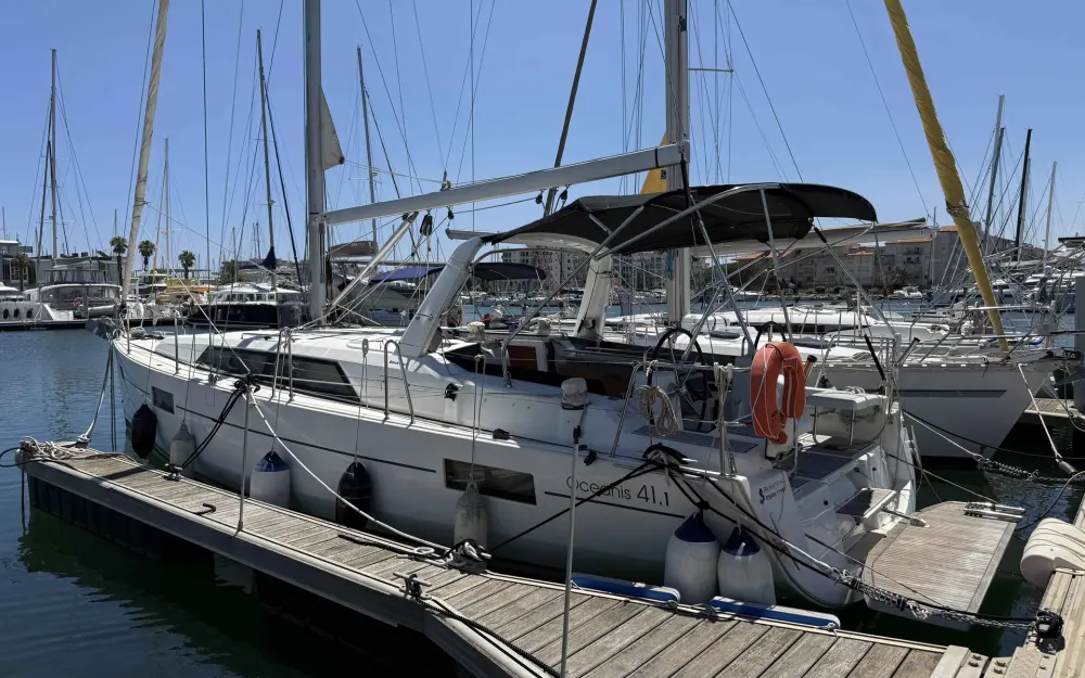 slider 0 Beneteau Oceanis 41.1