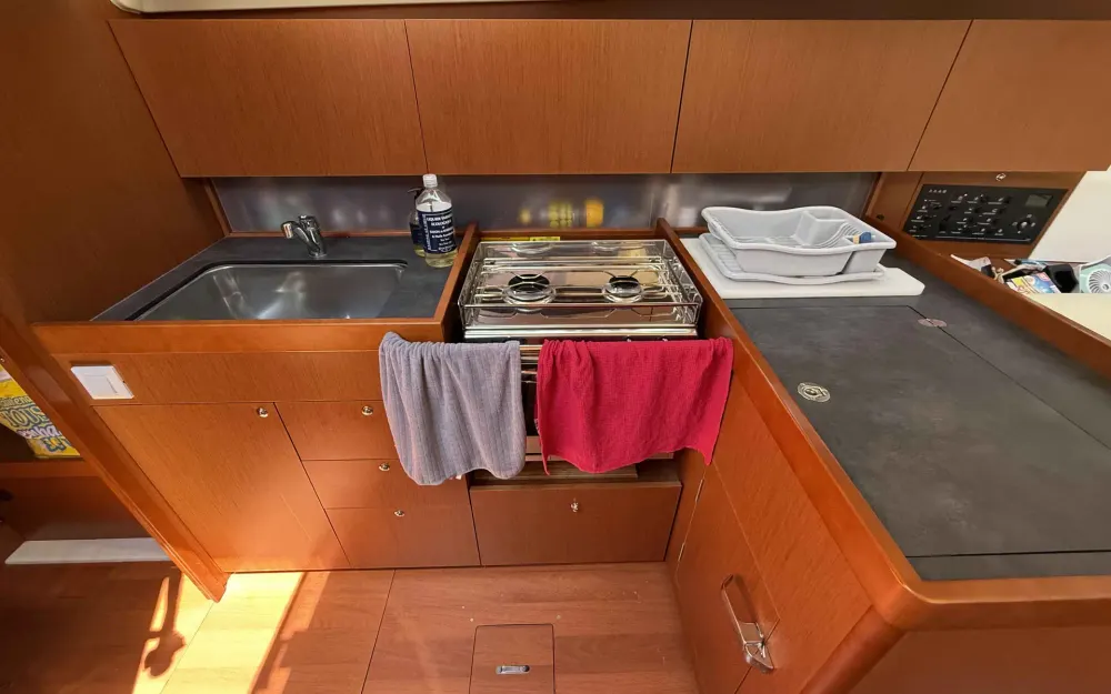 slider 15 Beneteau Oceanis 41.1