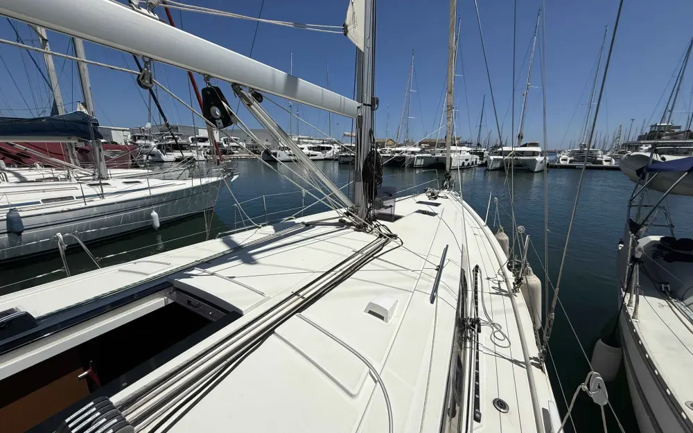 slider 7 Beneteau Oceanis 41.1