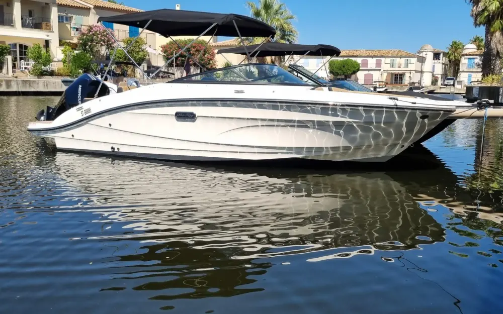 slider 4 Sea Ray  210 SPX OB