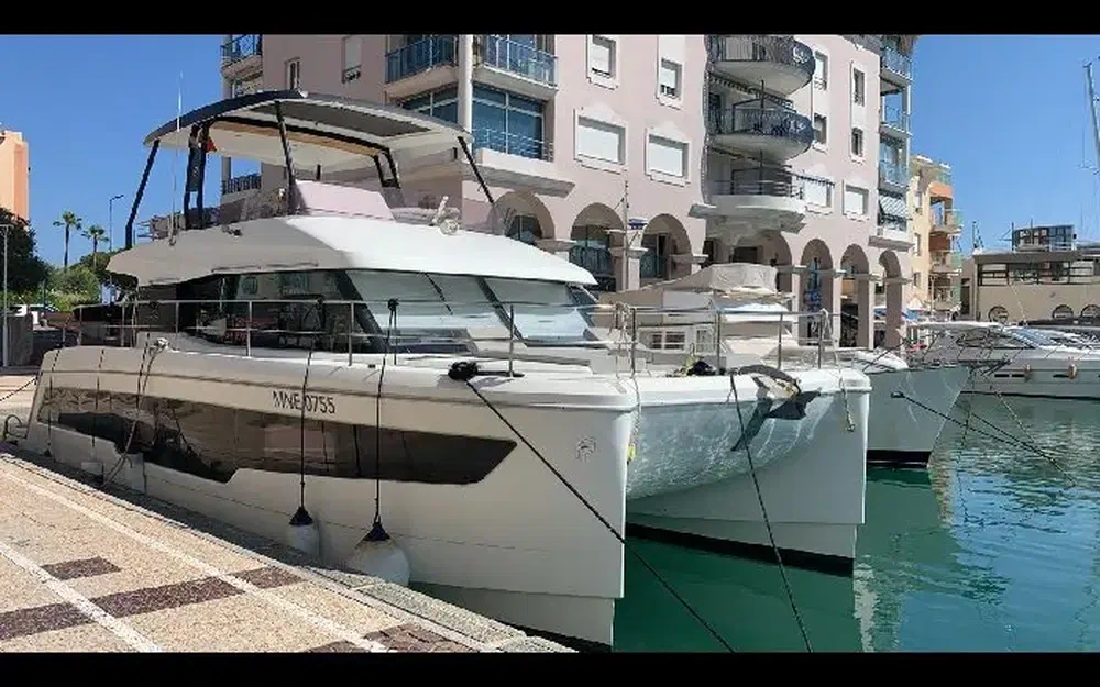 Fountaine PajotMy 40