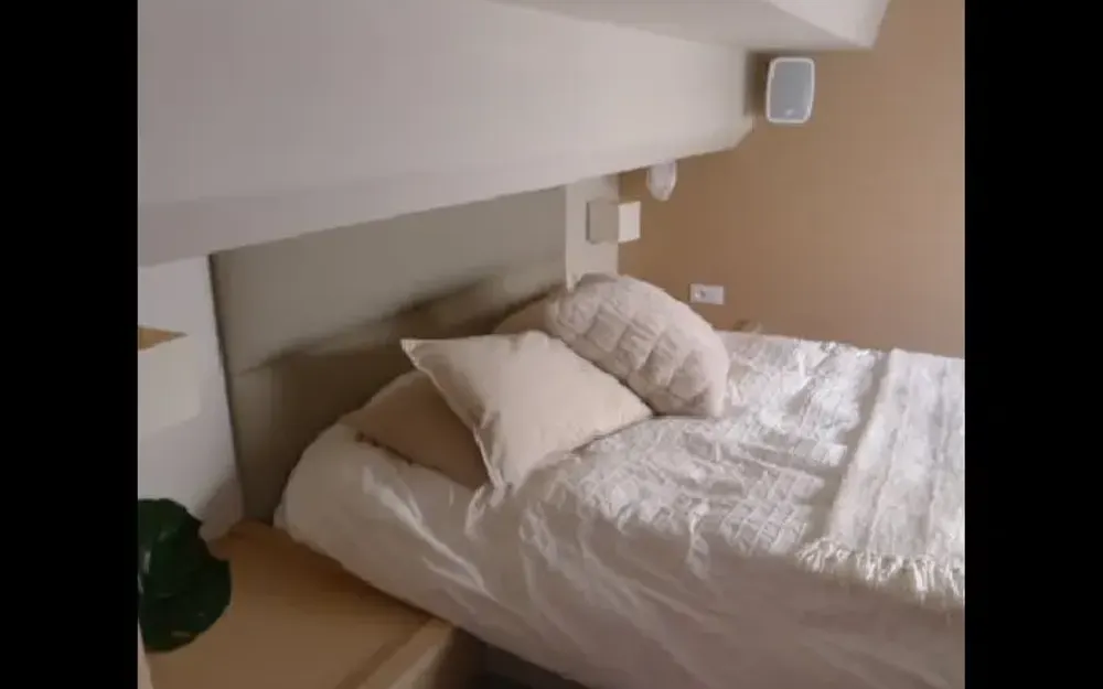 slider 27 Fountaine Pajot My 40
