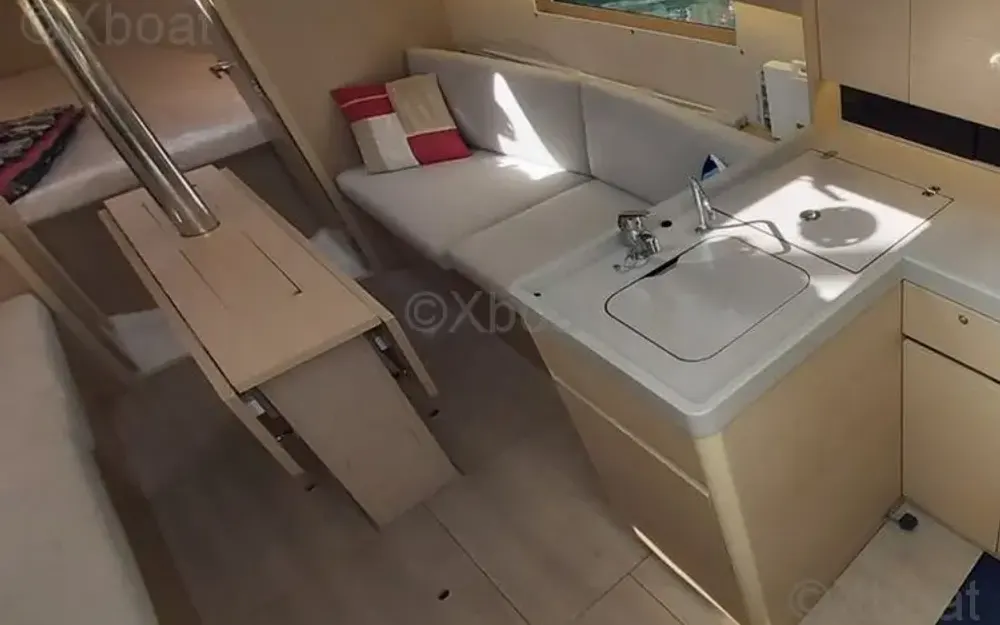 slider 10 Beneteau Oceanis 34.1