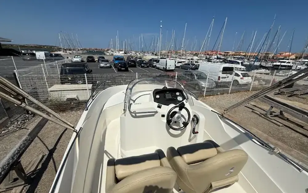 slider 3 Beneteau Flyer 550 Open