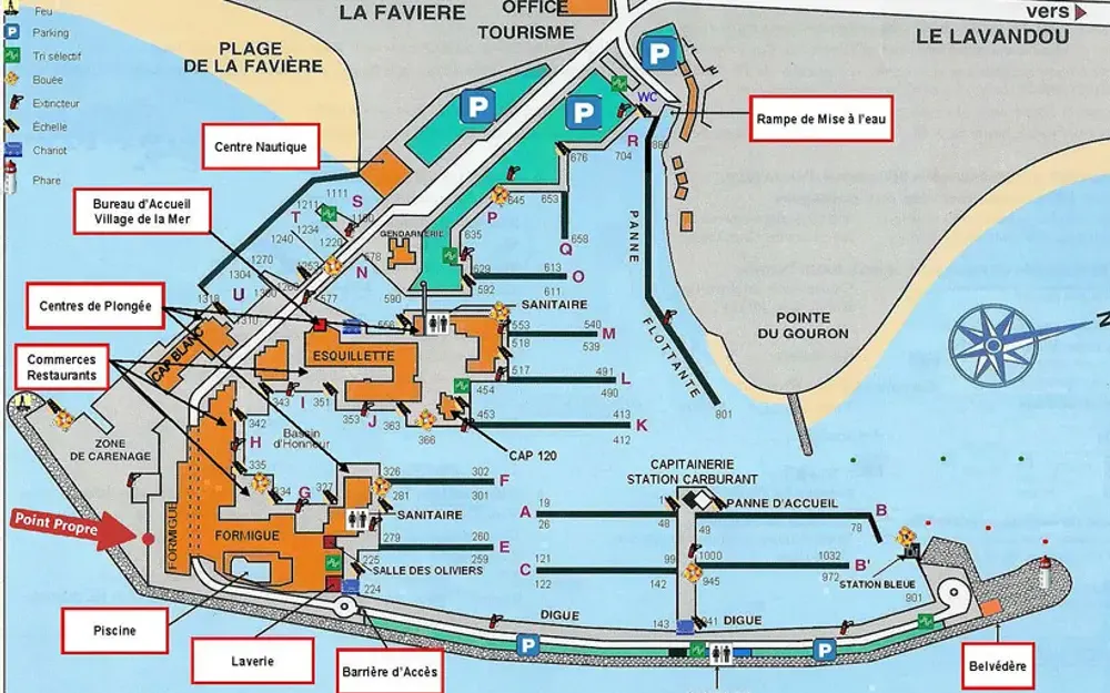 slider 1 P8 au port de Bormes