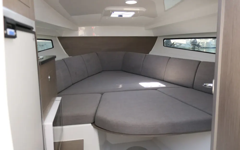 slider 6 Beneteau Flyer 8 SUNdeck