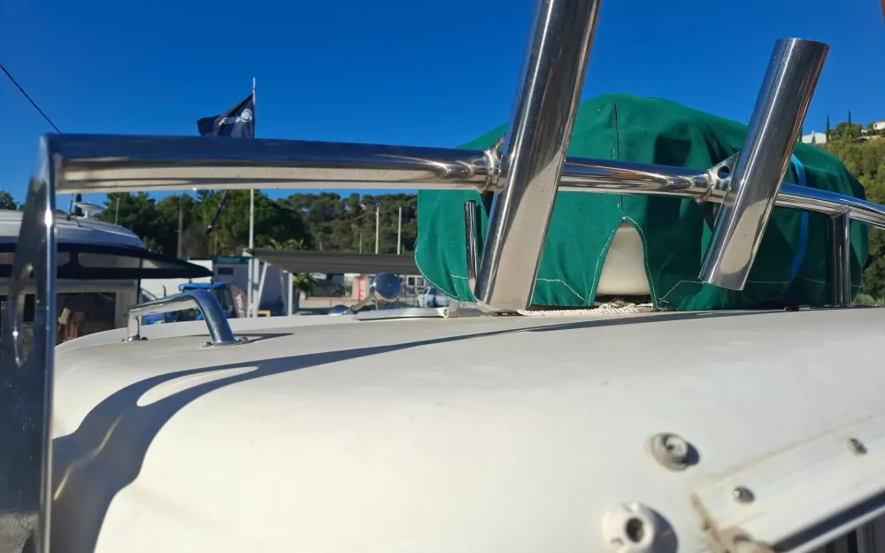 slider 12 Jeanneau Merry Fisher 695