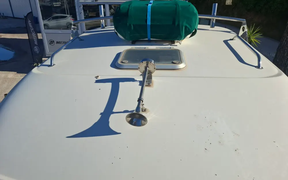 slider 15 Jeanneau Merry Fisher 695
