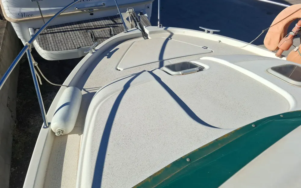 slider 17 Jeanneau Merry Fisher 695