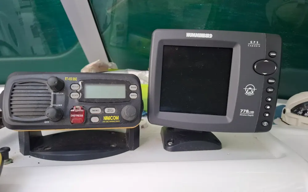 slider 35 Jeanneau Merry Fisher 695