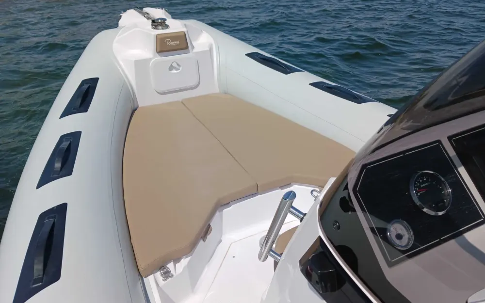 slider 2 Ranieri Cayman 23 Sport