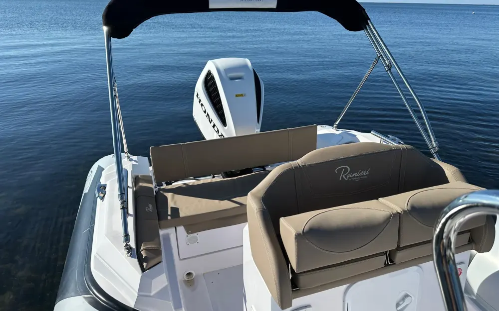 slider 4 Ranieri Cayman 23 Sport