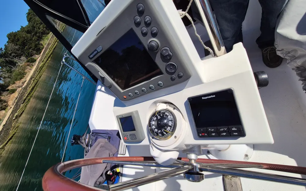 slider 2 Beneteau Oceanis 34