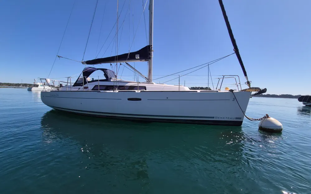 slider 19 Beneteau Oceanis 34