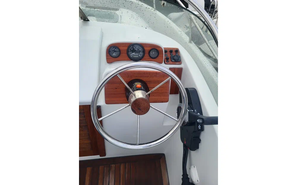 slider 4 Jeanneau Cap Camarat 5.5 WA