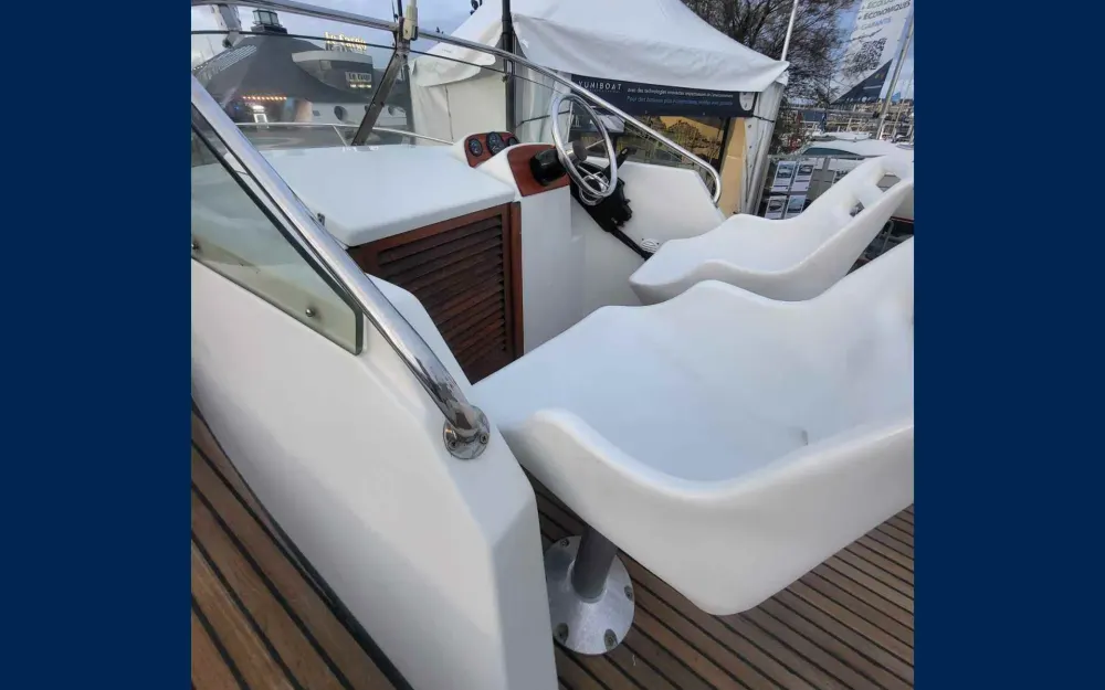 slider 6 Jeanneau Cap Camarat 5.5 WA