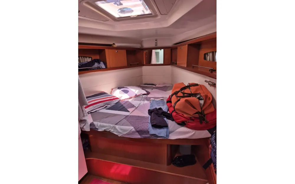 slider 5 Beneteau Oceanis 46